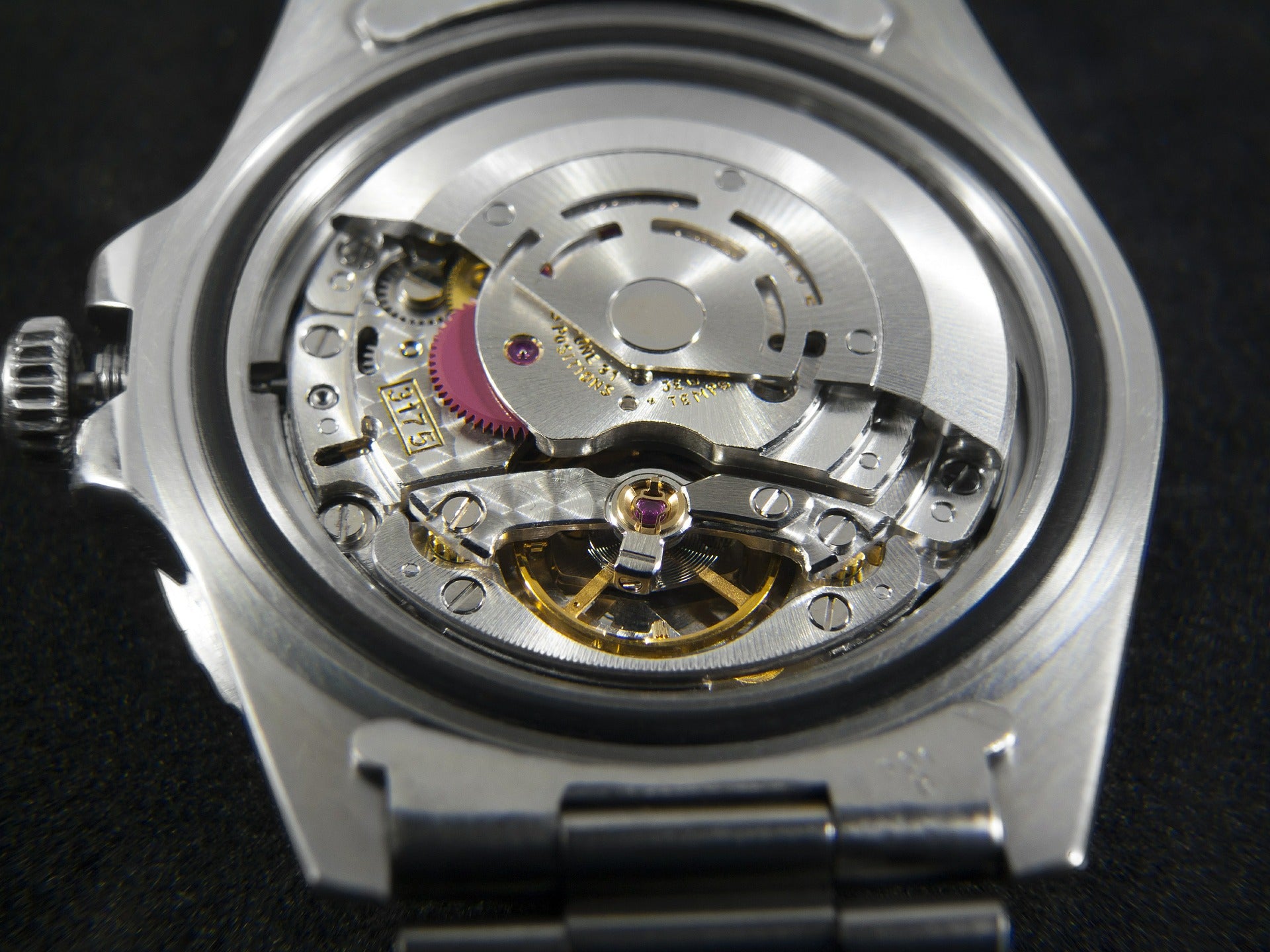 Why Watch Repairs Should Be Left to the Professionals